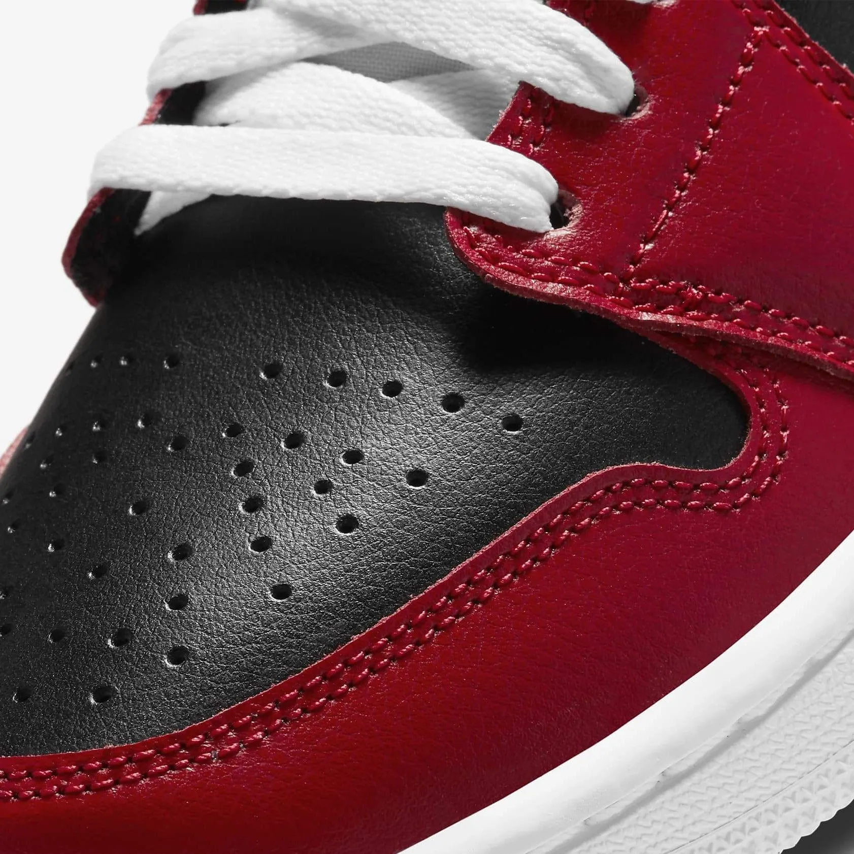 Air Jordan 1 Low "Chicago Flip" (DC0774-603)