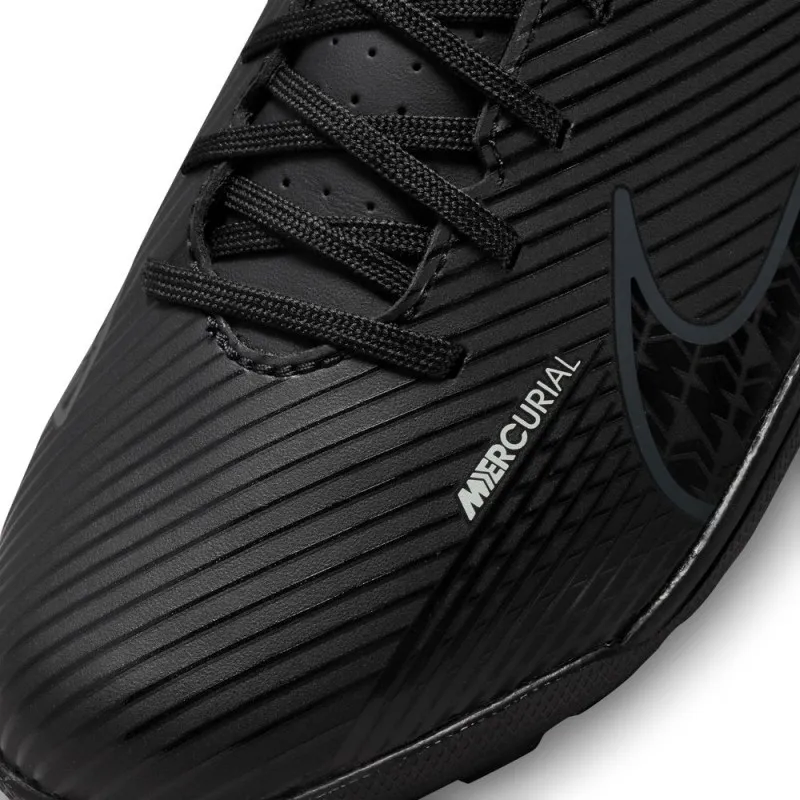 Crampons Nike Mercurial Vapor 15 Club TF pour enfant (Du 32 au 38.5)