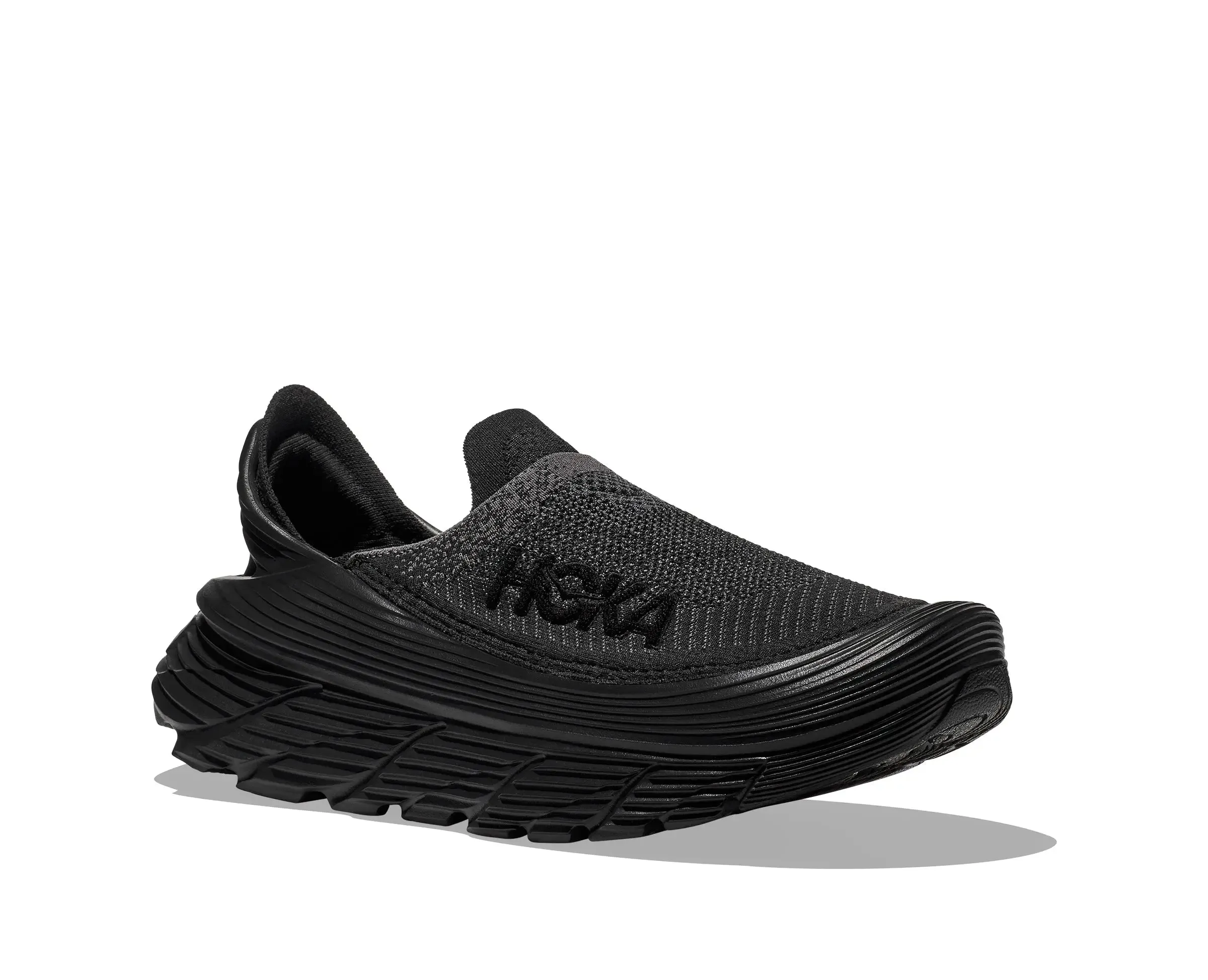 Hoka Restore TC – Sustainable Comfort for Recovery