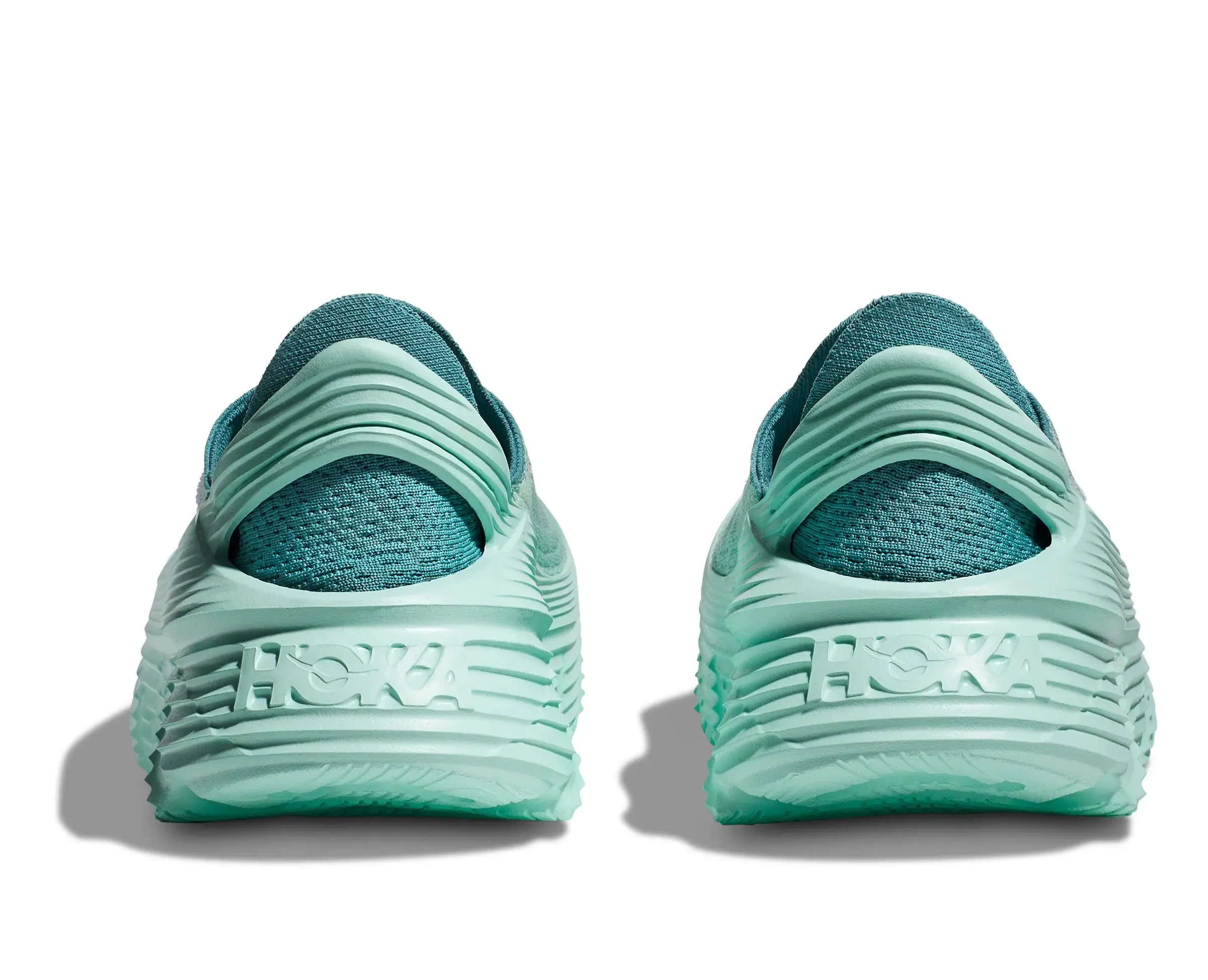 Hoka Restore TC – Sustainable Comfort for Recovery