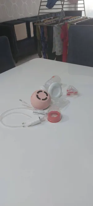 LUVLAP adore electric breast pump