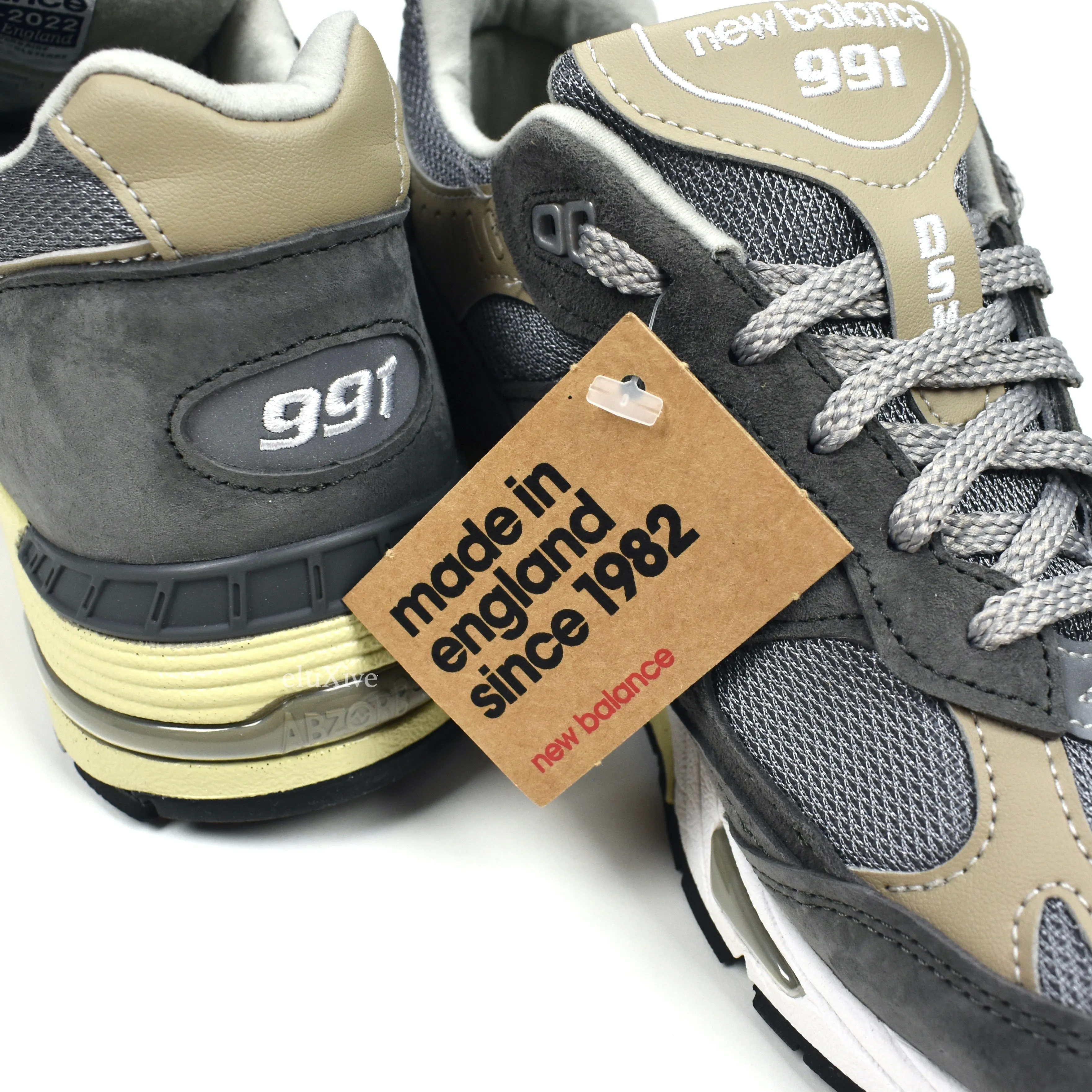 Nike x DSM - 991 Made In UK 40th Anniversary Sneakers (Gray)
