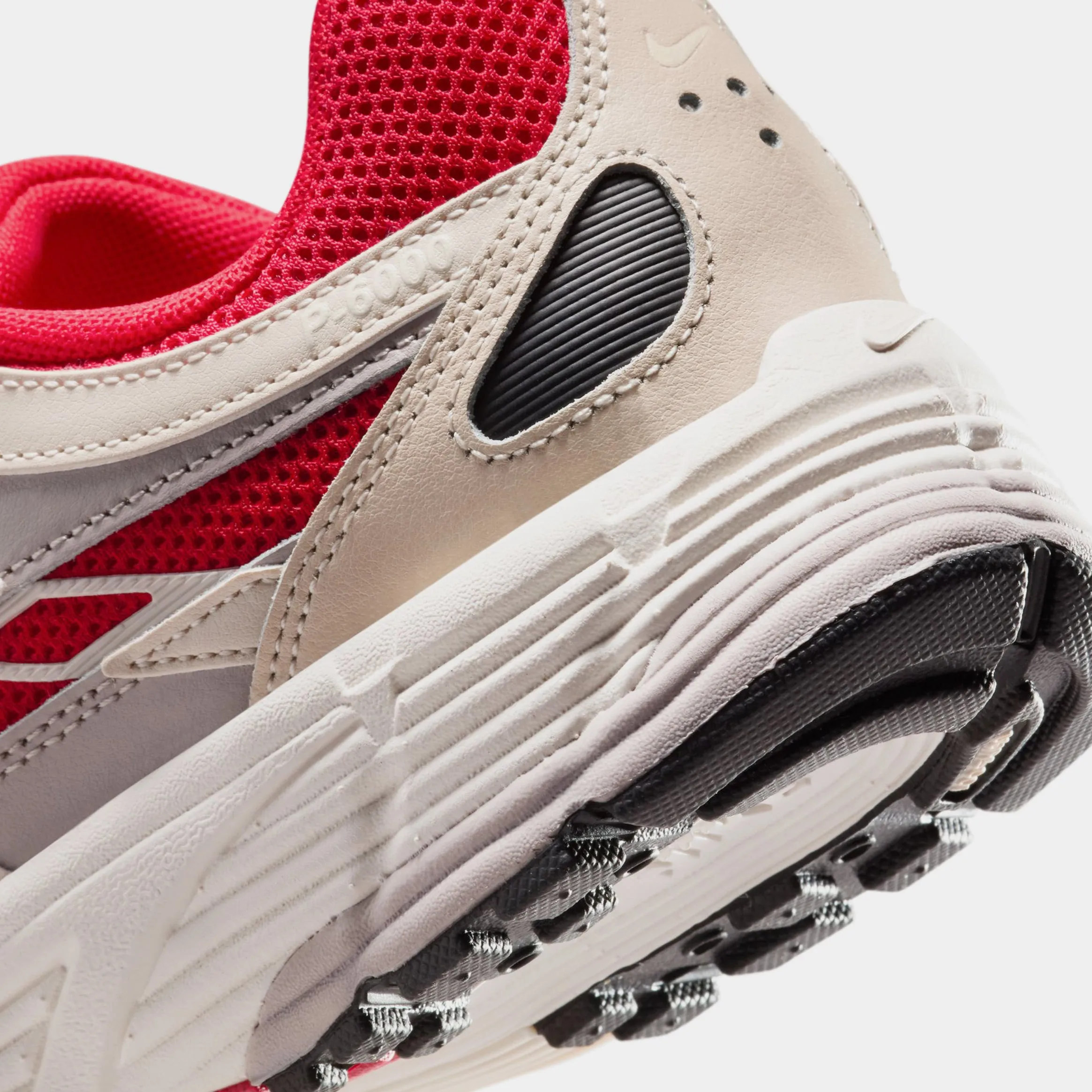 P-6000 Womens Running Shoes (University Red/Soft Pearl/Black)