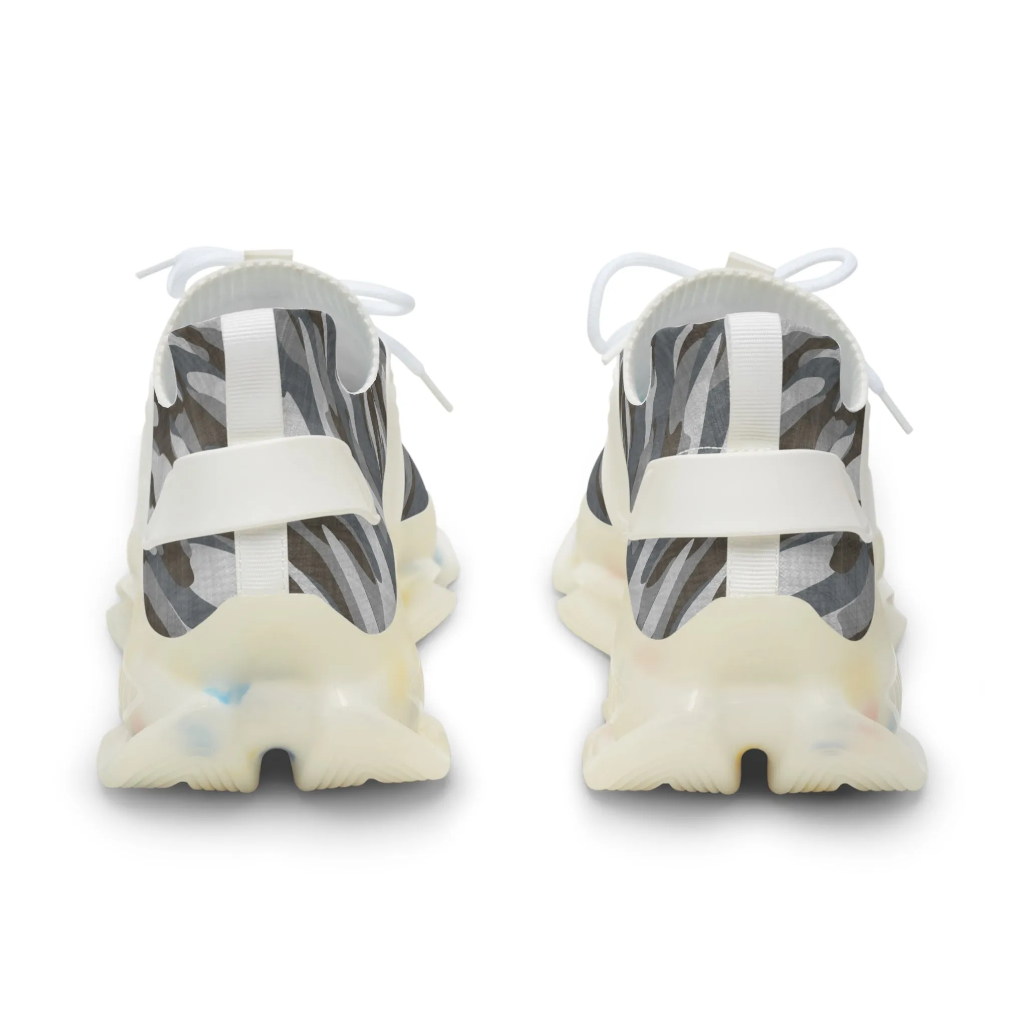 Sneakers Men's Mesh camo by Mariu del Campo.