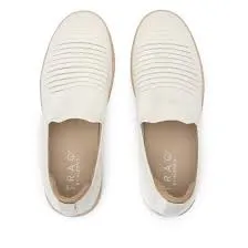 TRAQ Mystiq Peeps Cream